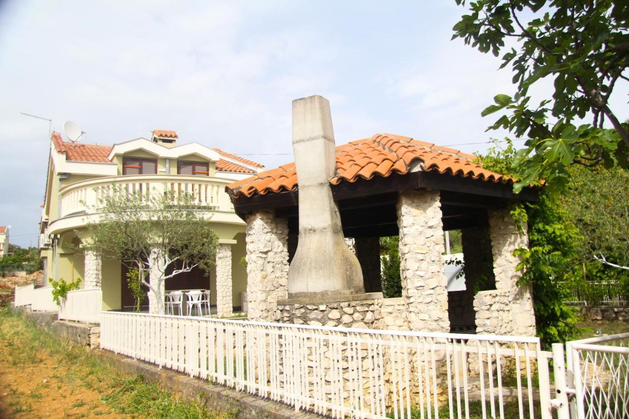 Villa Lusi house à Sveti Filip i Jakov Extérieur photo