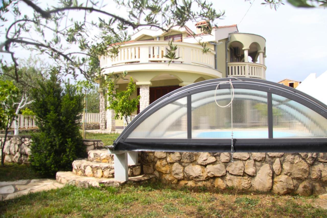 Villa Lusi house à Sveti Filip i Jakov Extérieur photo