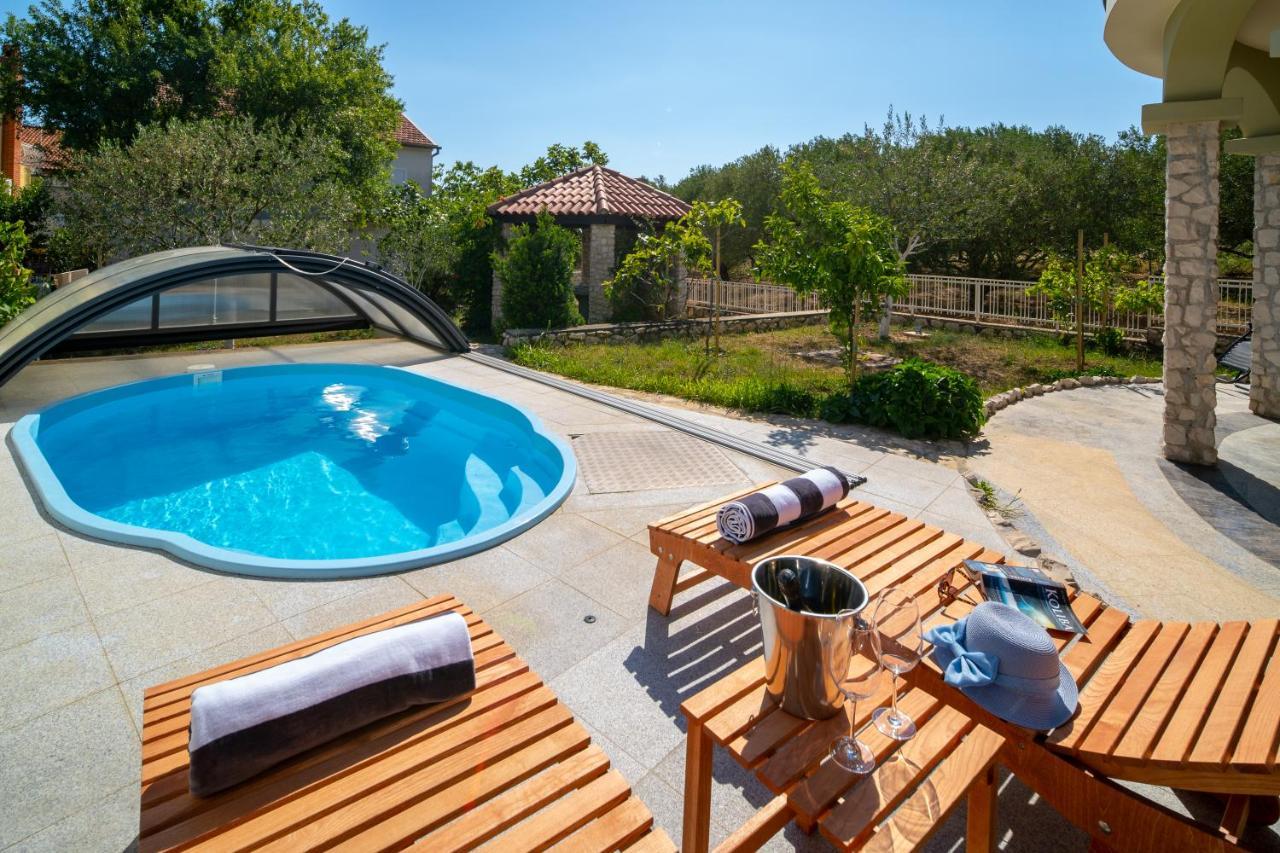 Villa Lusi house à Sveti Filip i Jakov Extérieur photo