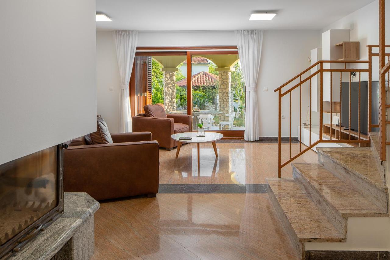 Villa Lusi house à Sveti Filip i Jakov Extérieur photo